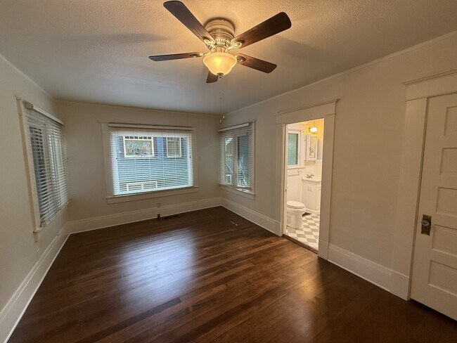 Foto del edificio - 752 E 7th St