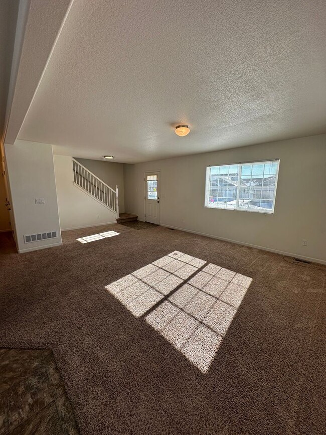 Foto del edificio - 3 BEDROOM 2.5 BATHROOM SADDLE RIDGE TOWNHOUSE