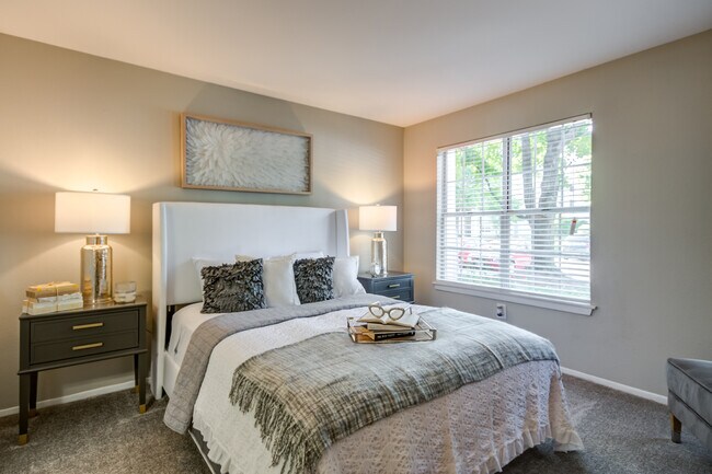 Foto del edificio - The Fields at Rock Creek