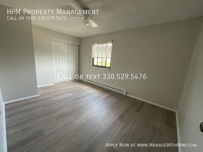 Foto del edificio - 1017 Howe Ave