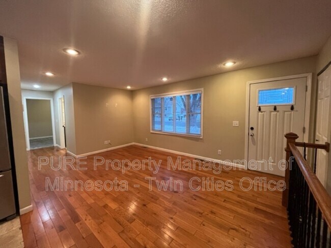 Building Photo - 14603 Chrome Ave