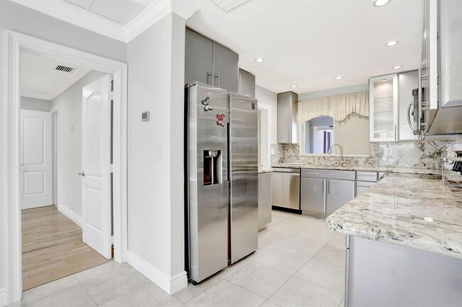 Foto del edificio - 2540 SE 2nd Ct