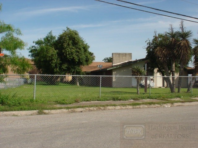 Foto del edificio - 1719 Laurie St