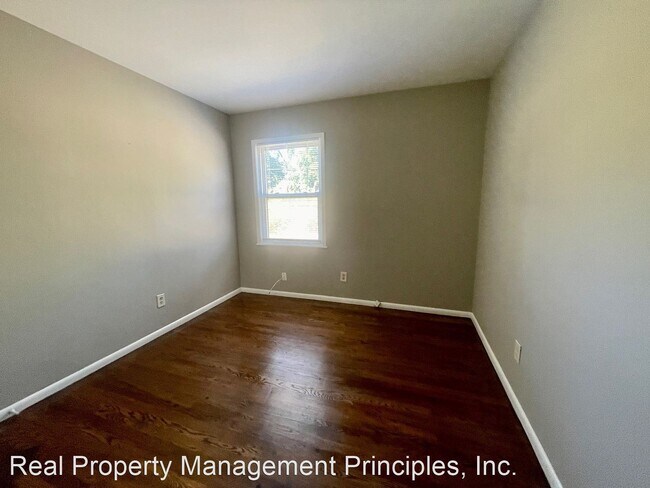 Building Photo - 3 br, 2 bath House - 16002 E Elm St