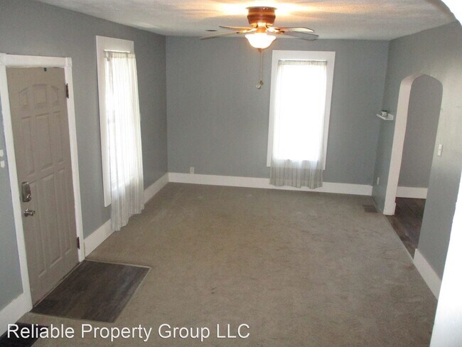 Building Photo - 4 br, 1.5 bath House - 2021 Electric Ave