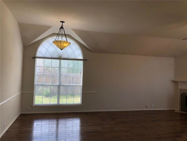 Building Photo - 2521 Allegro Ln