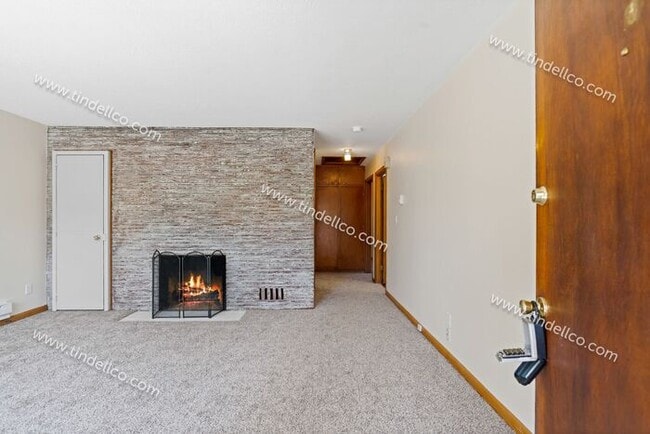 Building Photo - Charming 2-Bedroom Home in Desirable Woodstock Area – Pet Friendly!