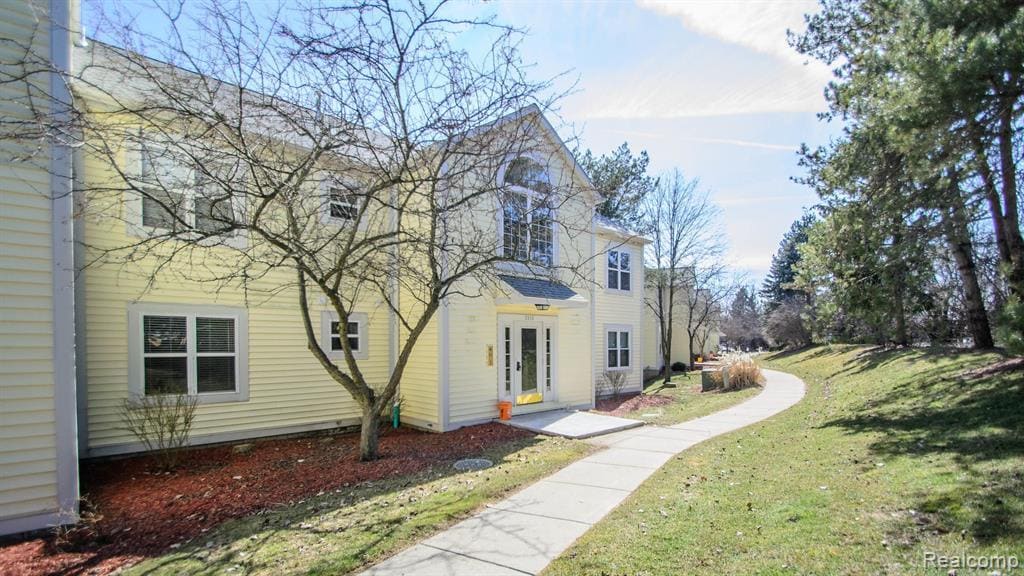 2345 S Huron Pkwy Unit 2, Ann Arbor, MI 48104 Condo for Rent in Ann Arbor, MI