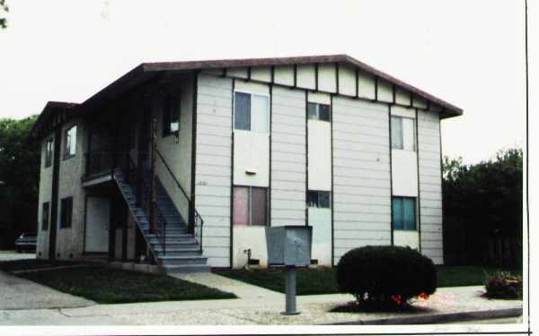 Primary Photo - 2884 Joseph Avenue