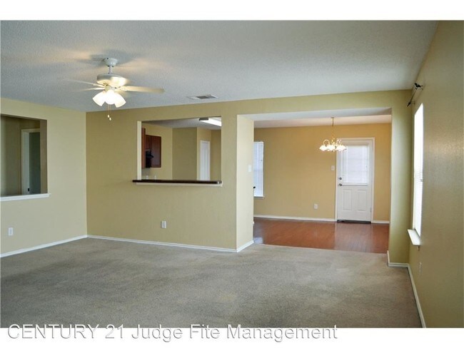 Building Photo - 9103 Prairie Bluff Dr