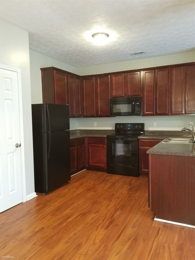 Building Photo - 4163 Park Chase Dr