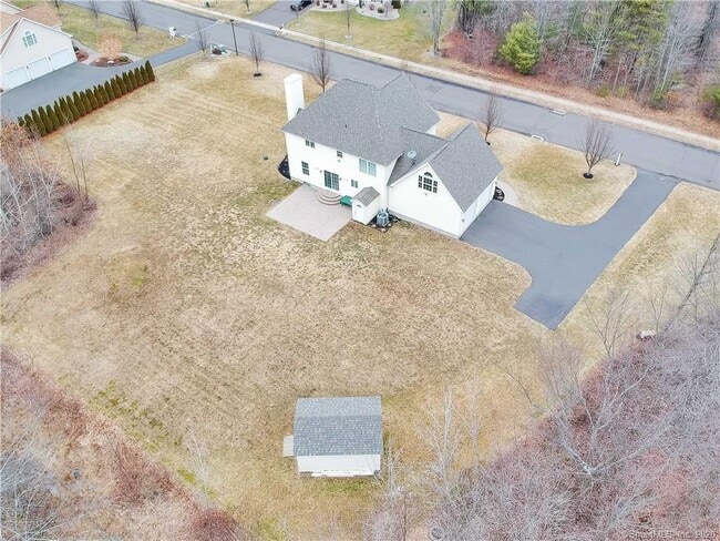 Building Photo - 13 Wisteria Ln
