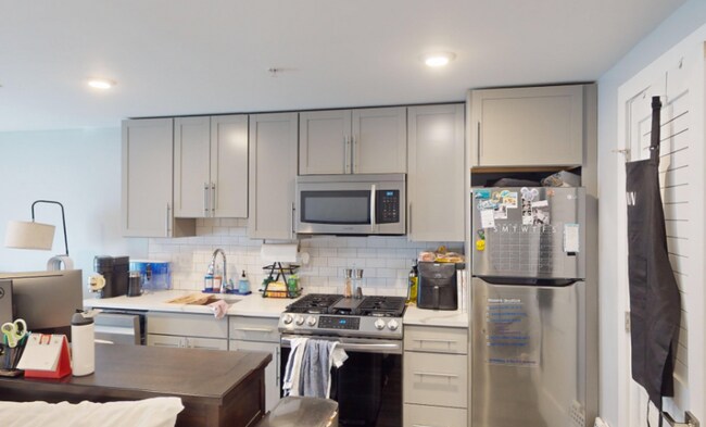 Foto del edificio - South Boston Studio in Luxury building - Laundry in unit - Common Roof Deck