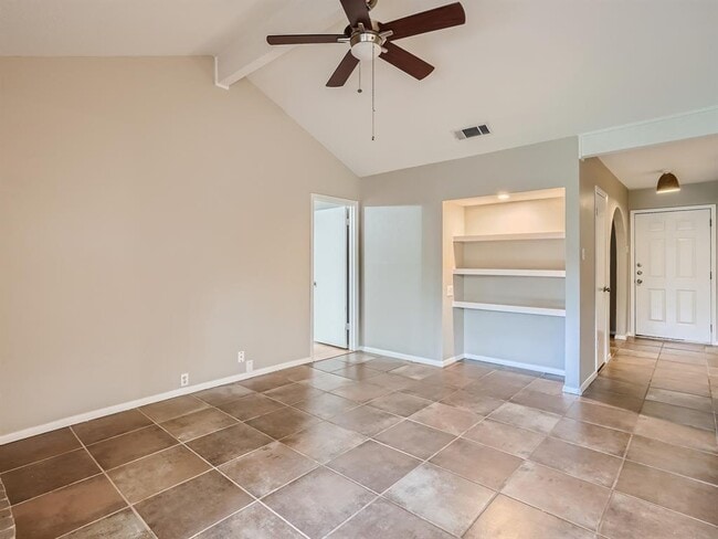 Foto del edificio - 1209 Speer Ln