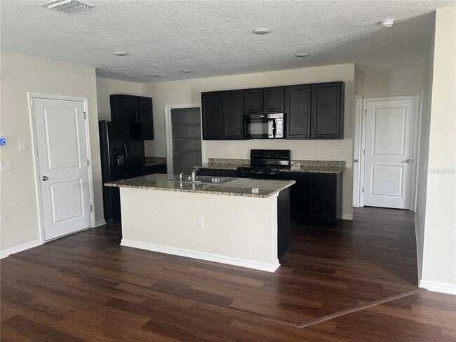 Building Photo - 8174 Pelican Reed Cir