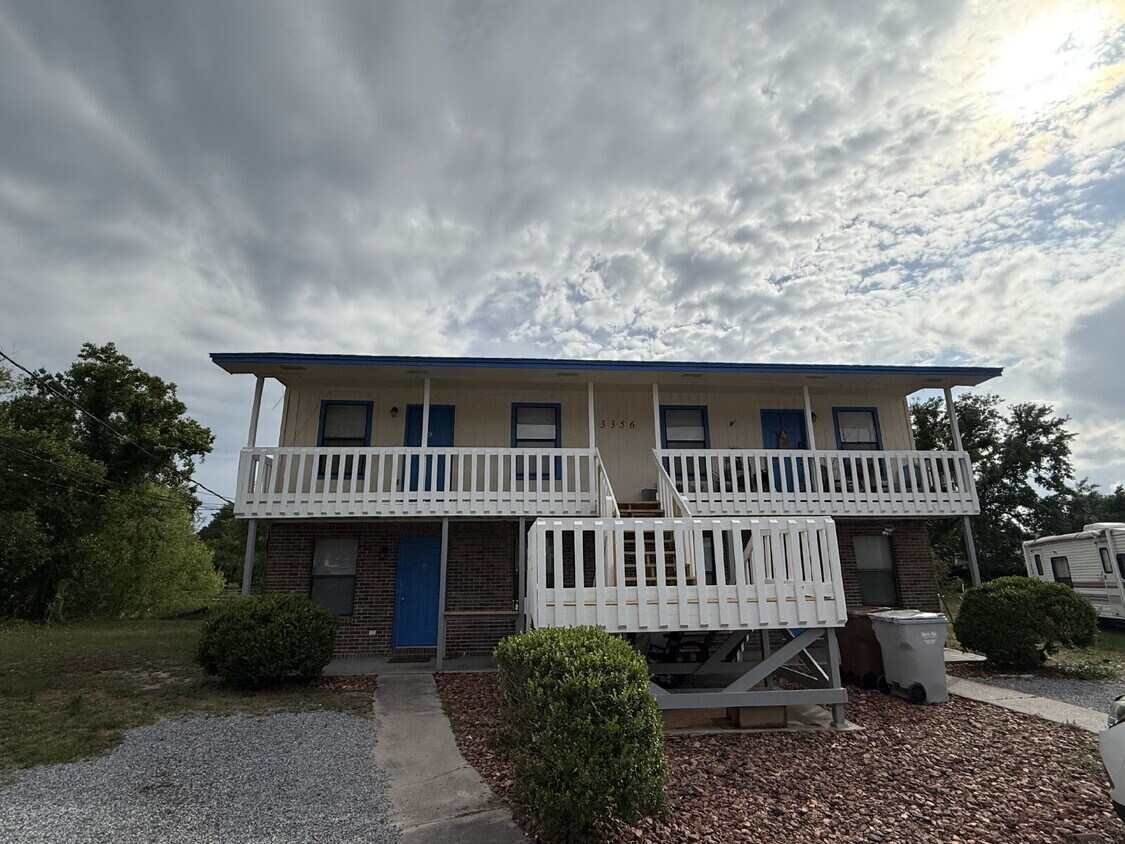 Foto principal - Coastal 2BR in Gulf Breeze – Quiet Cul-De-...