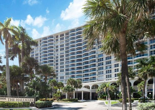 Primary Photo - 3800 S Ocean Dr