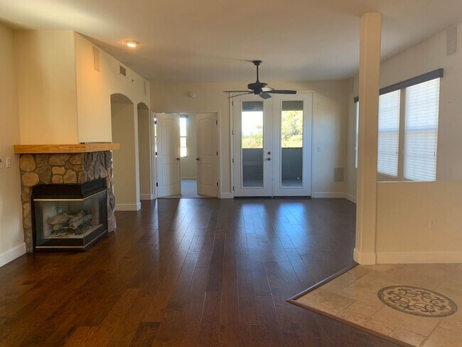 Building Photo - 1716 Alpine Meadows Ln