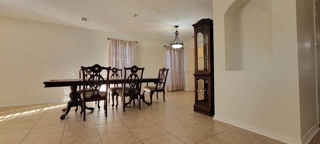Foto del edificio - 4427 Eaglewood Trail Dr
