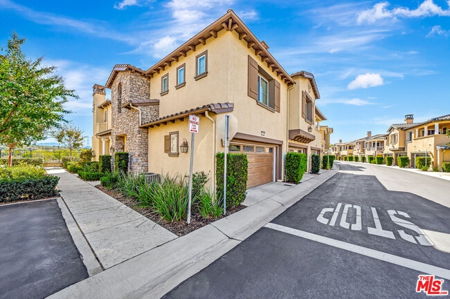 Building Photo - 23902 Brescia Dr