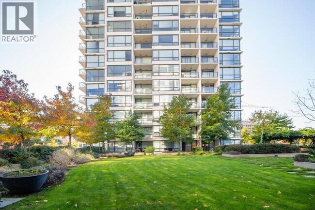Photo du bâtiment - 7555-7555 Alderbridge Wy