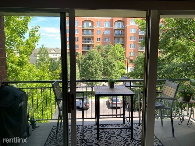 Building Photo - 410 Western Ave