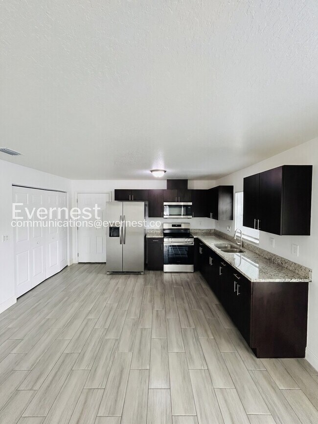 Foto del edificio - 1132 Maybury Dr