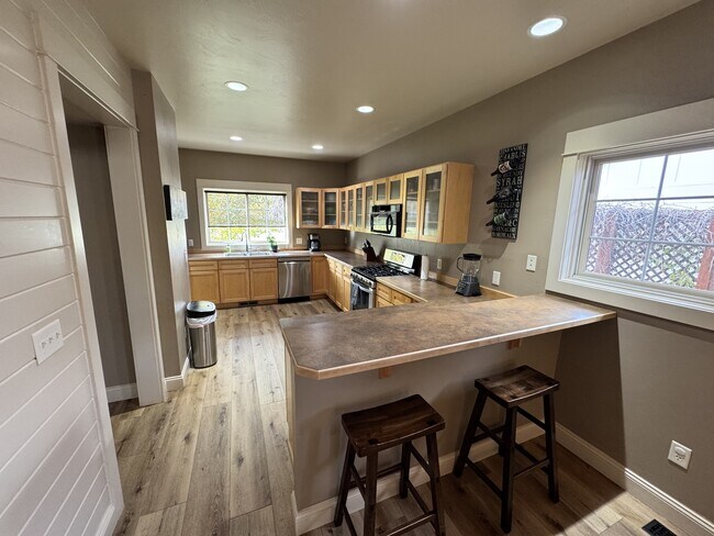 Foto del edificio - 813 N 15th Ave