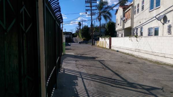 Foto del edificio - 1874 S Redondo Blvd