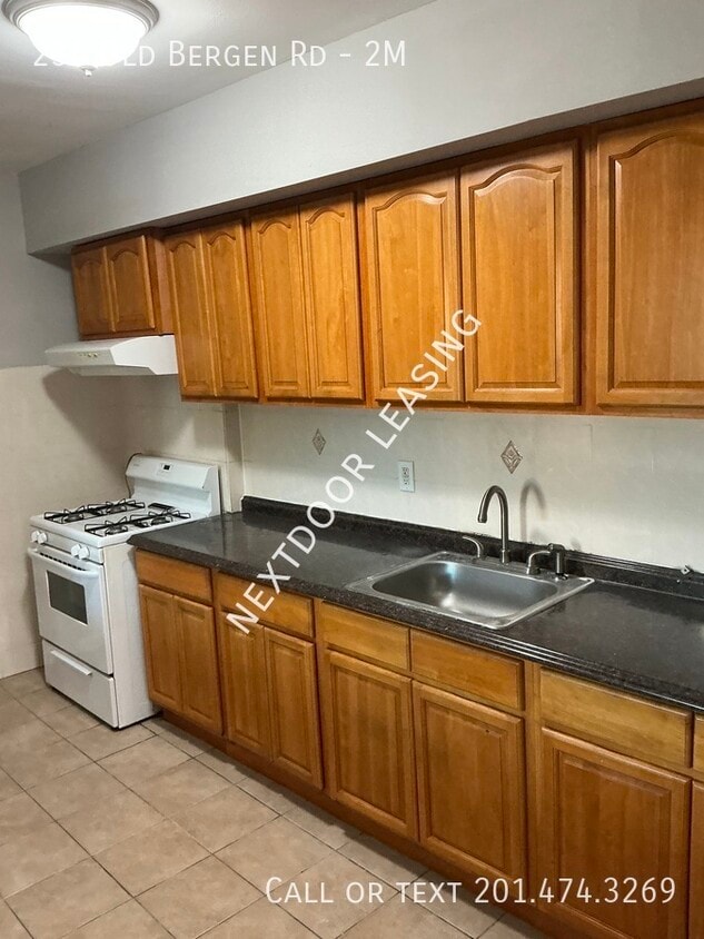 Foto principal - 236 Old Bergen Rd