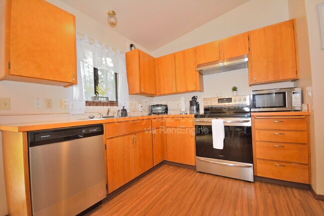 Foto del edificio - 11960 N Government Wy