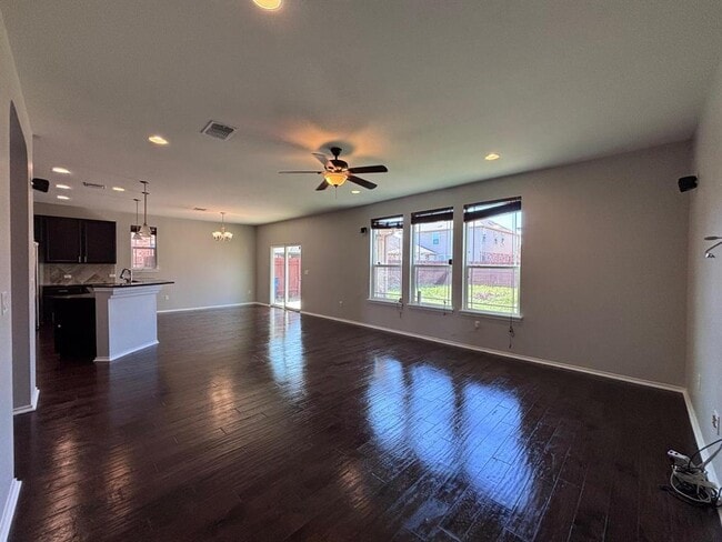 Building Photo - 1405 Berlin Ln