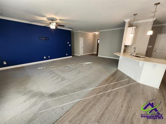 Foto del edificio - 205 Laurel Springs Dr