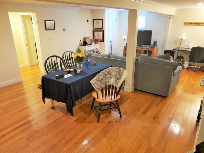 Foto del edificio - 8 Kenwood St