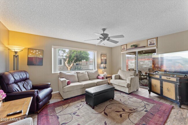 Building Photo - 5152 E Emerald Cir