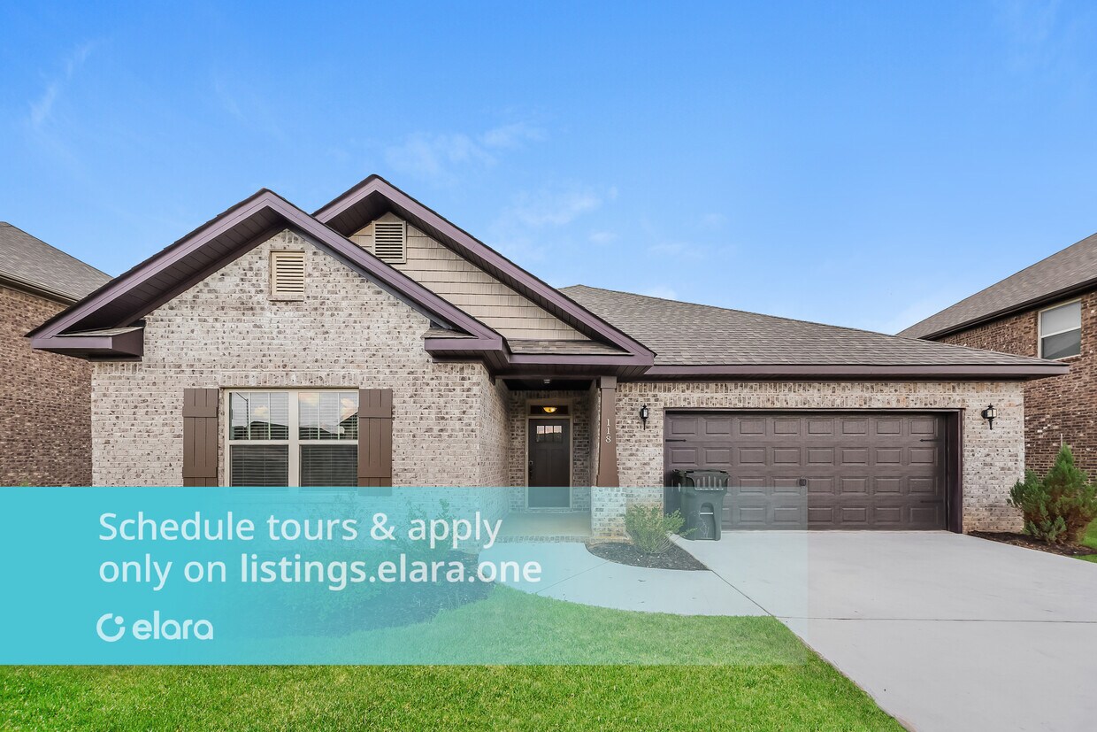 Primary Photo - 118 HOLLY FERN DR