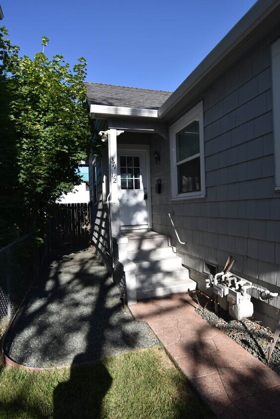 Primary Photo - Close to downtown Grass Valley
