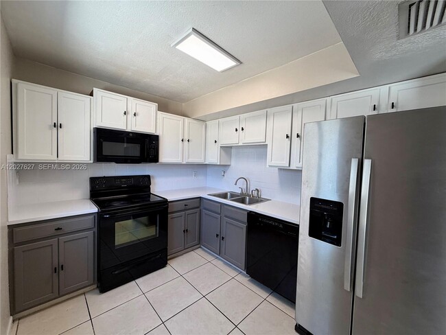 Foto del edificio - 22317 SW 103rd Ave