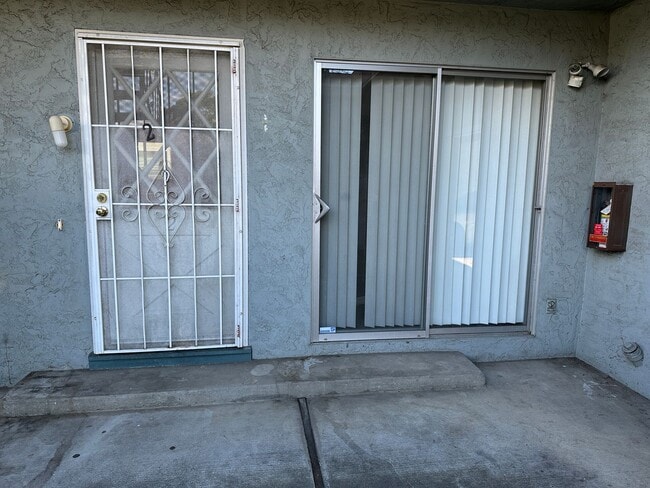 Remodeled 1 Bedroom, 1 Bathroom in West Sa... - Remodeled 1 Bedroom, 1 Bathroom in West Sa... Apartment
