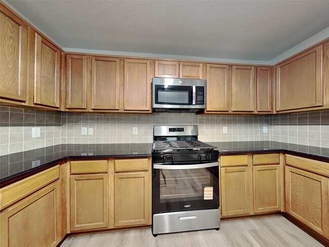 Building Photo - 22110 Orchard Dale Dr