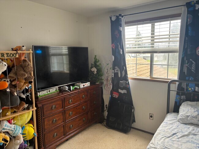 Foto del edificio - 520 NW Lateen St