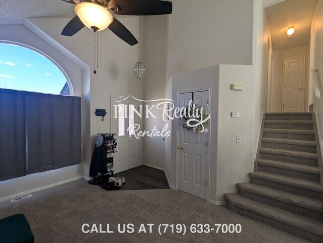 Foto del edificio - 955 Lords Hill Dr