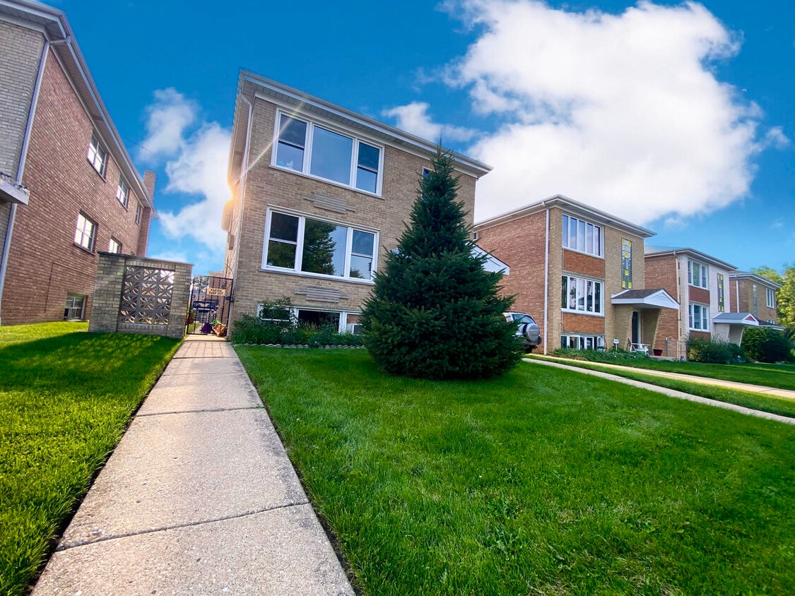 6516 N Neva Ave Unit 1, Chicago, IL 60631 Condo for Rent in Chicago