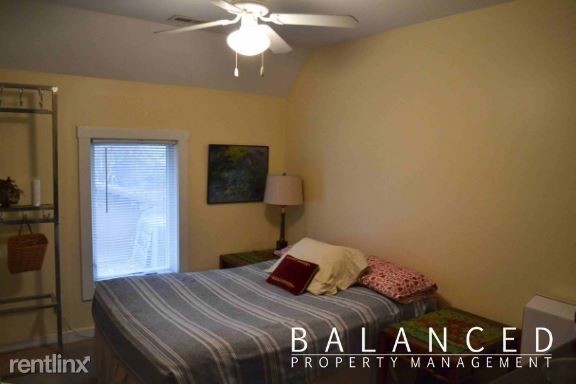 Foto del edificio - 1 br, 1 bath House - 321 Funston Ave