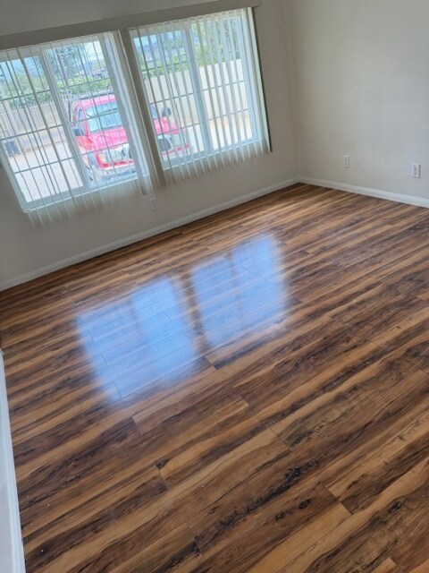 Foto del edificio - 8534 Canoga Ave