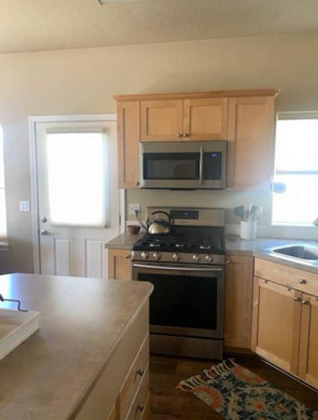 Building Photo - 61097 Larkspur Loop