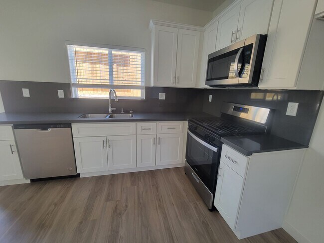 Foto del edificio - 8304 Grandy St