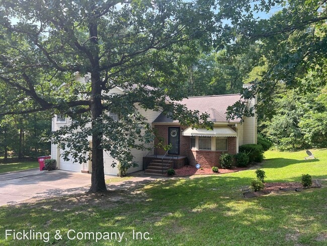 Building Photo - 4 br, 2.5 bath House - 6855 Leslie Ln