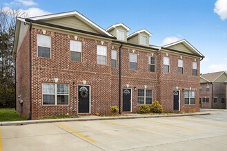 Building Photo - 4653 Fairfield Farm Rd NW