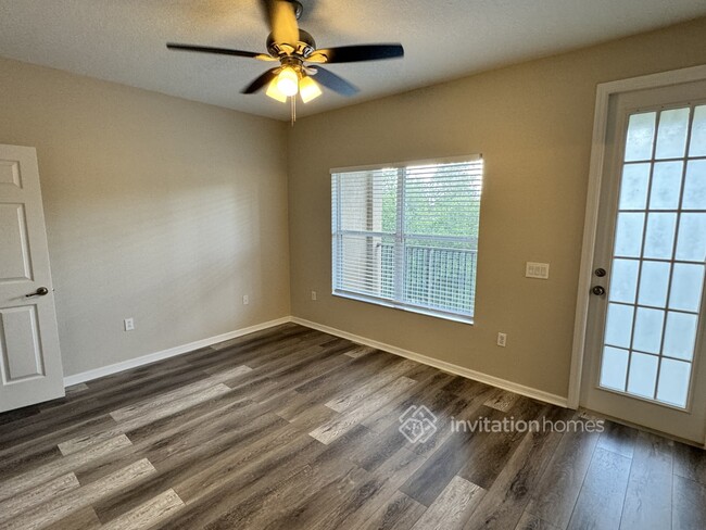 Building Photo - 305 Memphis Cir